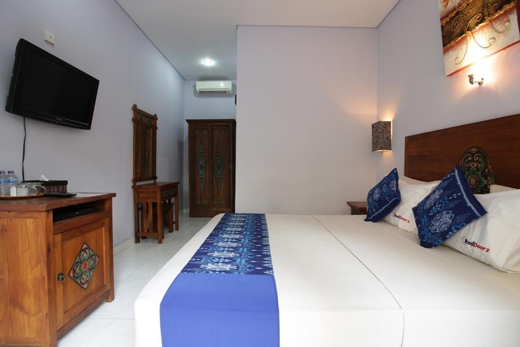 Reddoorz @ Pantai Cemara Sanur Hotel Exterior photo